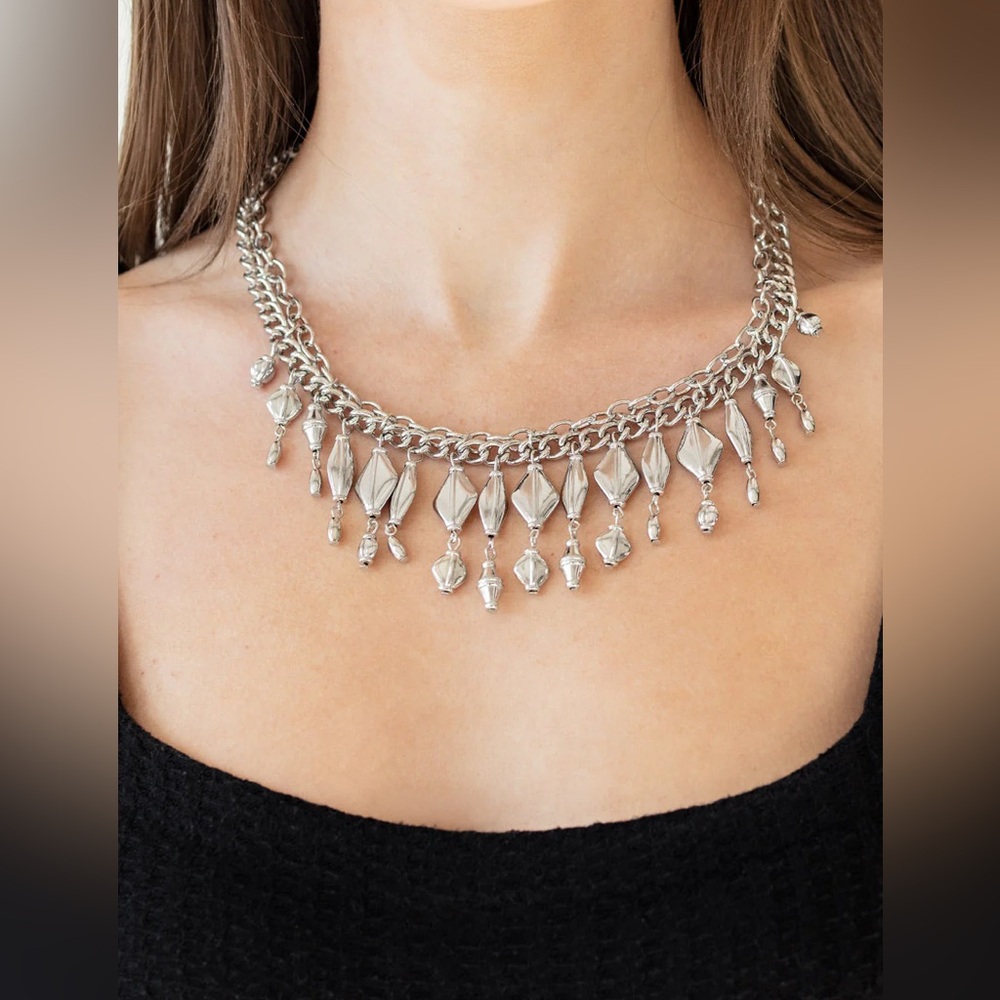 ❤️‍🔥5/$25❤️‍🔥 Trinket Trade Silver Necklace